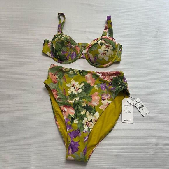 NWT Express Balconette Body Contour Floral 2 Piece Bikini Swimsuit Size Medium - Picture 1 of 9
